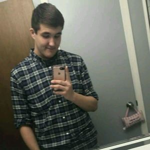 Meet your Posher, Riley